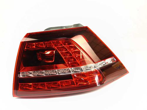 right-taillight-vw-golf-vii-5g1-bq1-be1-be2-2012-2013-2014-2015-2016-2017-2018-2019-2020-2021-31358538 main image