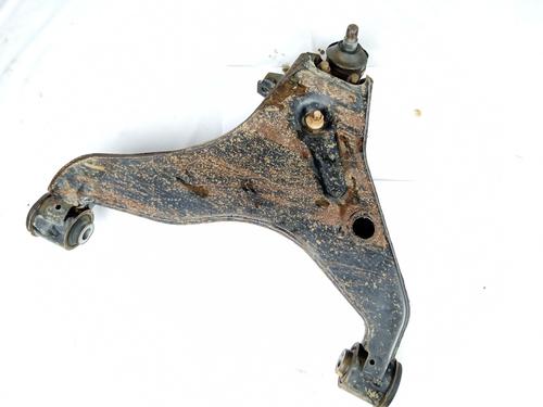 Left front suspension arm MITSUBISHI L200 / TRITON (KA_T, KB_T) 2.5 DI-D (KA4T) | BP10238195M12 