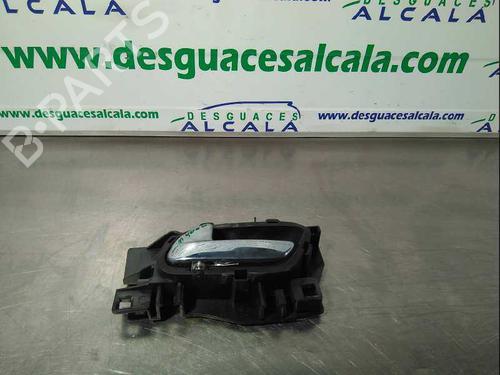 Used Rear left interior door handle Rear left interior door handle 9990099 9990099