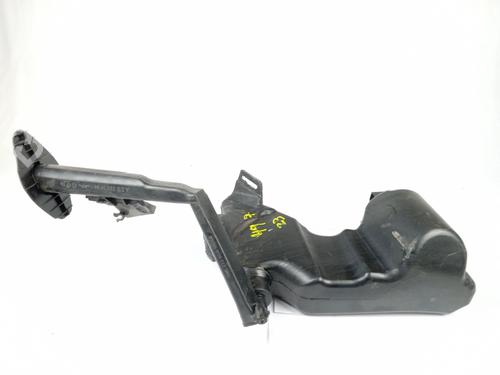 Windscreen washer tank MERCEDES-BENZ GLC (X253) 250 4-matic (253.946) A2058600160