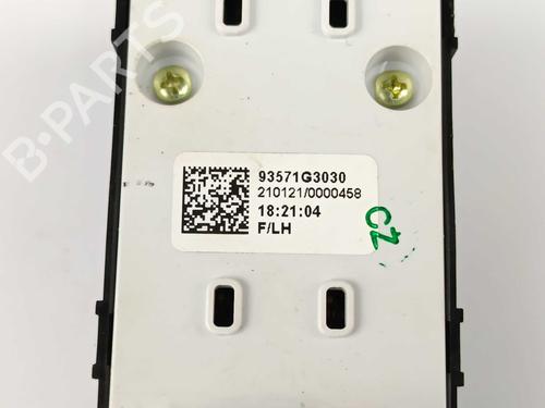 Left front window switch HYUNDAI i30 (PDE, PD, PDEN) 1.6 CRDi | BP33127839I27 - Image 3