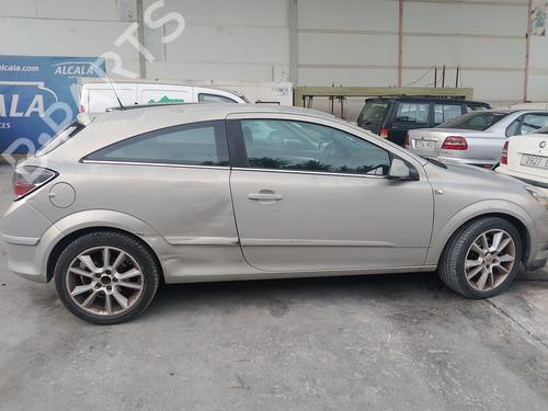Used Parts OPEL ASTRA H GTC (A04)  1.9 CDTi 16V (L08)  4556970