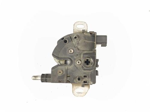 hood-lock-ford-focus-i-saloon-dfw-1999-2000-2001-2002-2003-2004-2005-2006-2007-2008-2009-28515256 main image
