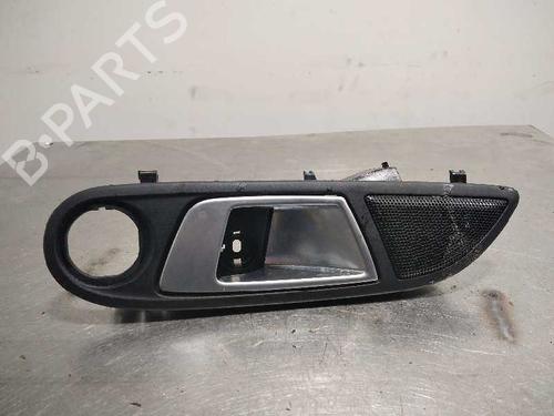 Used Front left interior door handle Front left interior door handle 10142429 10142429