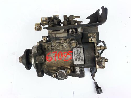 Bomba injectora VW TRANSPORTER T4 Platform/Chassis (70E, 70L, 70M, 7DE, 7DL, 7D 1.9 TD (68 hp) 30860396