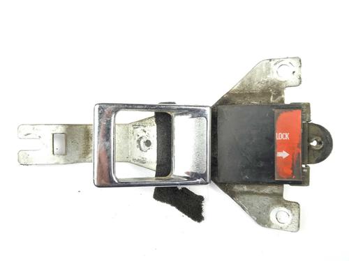 Used Interior handle Interior handle MITSUBISHI PAJERO I (L04_G, L14_G) [1982-1991] 16121814 16121814