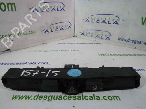 Used Warning switch OPEL ASTRA H (A04) [2004-2014]  14352005