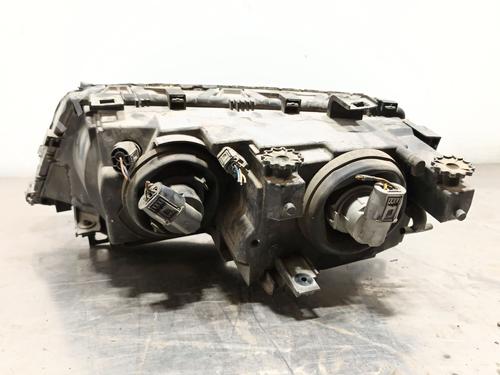 Right headlight BMW 3 (E46) 320 i | BP27647018C29 