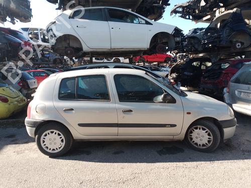 Gebruikte RENAULT CLIO II (BB_, CB_) 1.9 D (B/CB0E, BB0J) (64 hp) 4380000 Onderdelen