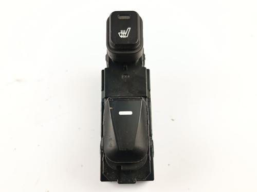 Used Right rear window switch HYUNDAI ix35 (LM, EL, ELH) 1.7 CRDi (116 hp) 30463588