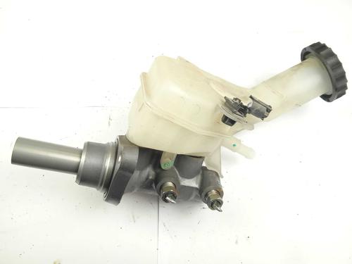 Used Brake master cylinder Brake master cylinder 17190082 17190082
