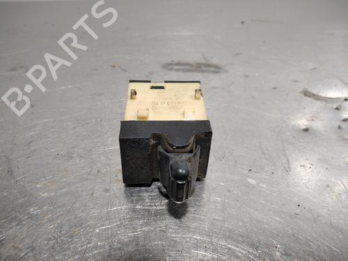 Used Right front window switch Right front window switch JEEP CHEROKEE (KJ) 2.8 CRD (163 hp) 9982889 9982889