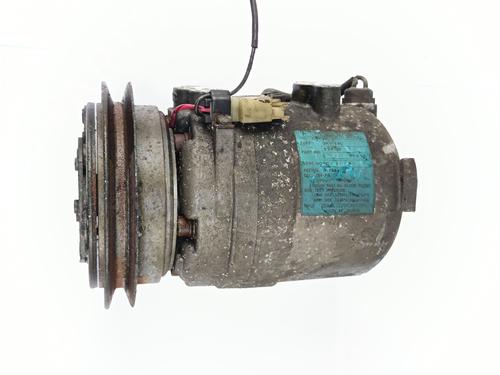 Used AC compressor AC compressor NISSAN TERRANO II (R20) 2.7 TD 4WD (101 hp) 33400668 33400668