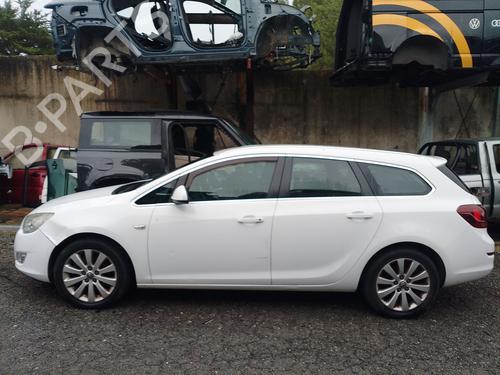 Used Parts OPEL ASTRA J Sports Tourer (P10) 1.7 CDTI (35) (110 hp) 4422043