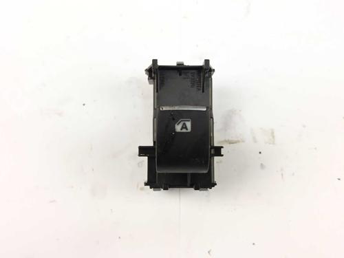 left-rear-window-switch-toyota-c-hr-_x1_-2016-31956384 main image