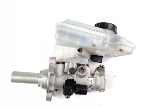 Used Brake master cylinder SEAT ATECA (KH7, KHP) 1.6 TDI (115 hp) 21201733