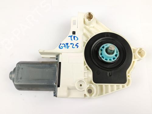 Motor do elevador de vidro trás direito AUDI A7 Sportback (4GA, 4GF) 3.0 TDI quattro | BP30274367E22