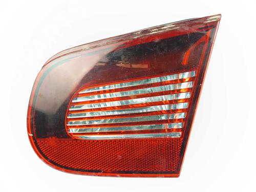 right-tailgate-light-vw-eos-1f7-1f8-2006-2007-2008-2009-2010-2011-2012-2013-2014-2015-30464112 main image