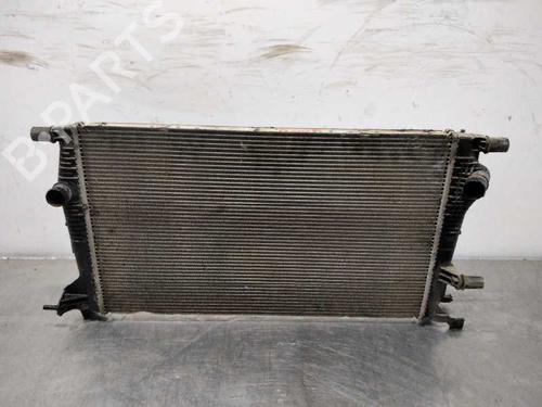 Used Water radiator Water radiator 10143023 10143023