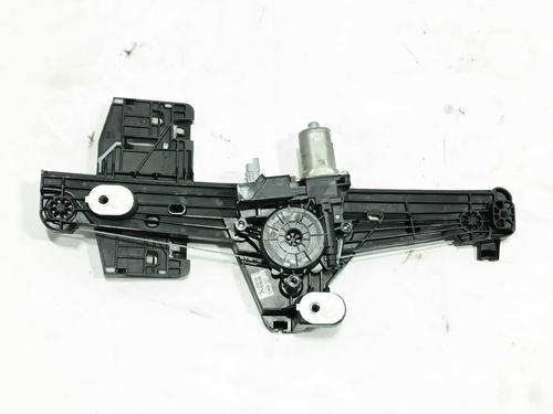 Used Rear left window mechanism Rear left window mechanism PEUGEOT 208 II (UB_, UP_, UW_, UJ_) 1.2 PureTech 100 (101 hp) 32228570 32228570