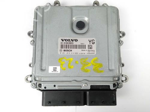 Used Engine control unit (ECU) Engine control unit (ECU) VOLVO XC70 II (136) D4 AWD (181 hp) 11798884 11798884