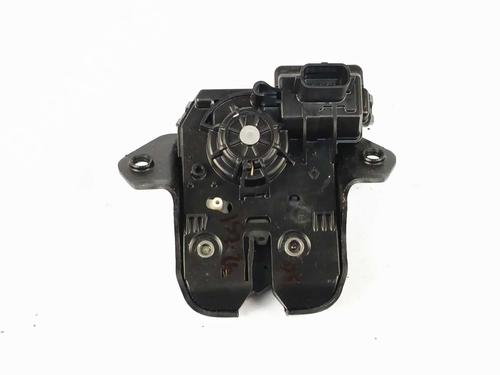 tailgate-lock-dacia-sandero-iii-2021-33127893 main image