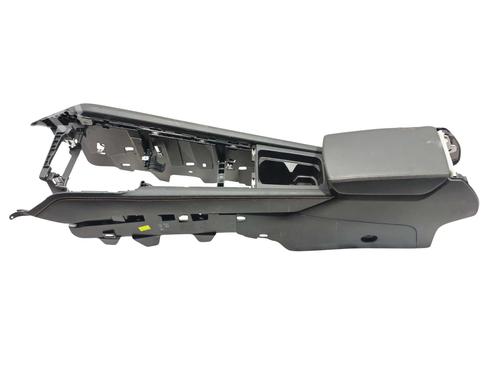 Used Armrest / Center console Armrest / Center console CUPRA LEON (KL1, KU1, KUG) 1.5 TSI (150 hp) 34162940 34162940
