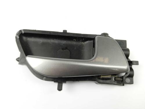 Used Front right interior door handle Front right interior door handle 13921638 13921638