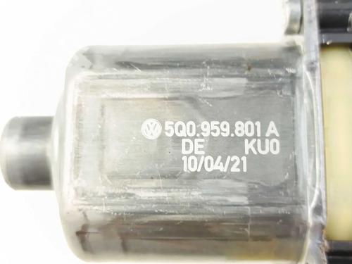 Left front window motor VW GOLF VIII (CD1, DA1) 1.0 eTSI | BP39237543E21 - Image 3