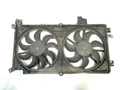 Used Radiator fan Radiator fan 15733989 15733989
