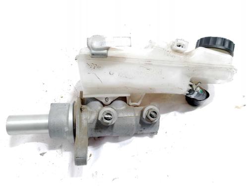 Used Brake master cylinder Brake master cylinder TOYOTA AURIS (_E18_) 1.4 D-4D (NDE180_, NDE180R) (90 hp) 24228471 24228471