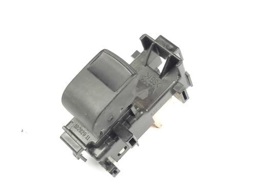 Used Right rear window switch Right rear window switch TOYOTA AURIS (_E18_) 1.6 (ZRE181_, ZRE185_, ZRE185R, ZRE181R) (132 hp) 17914819 17914819