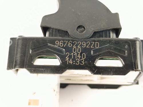 Right front window switch CITROËN JUMPY III Van (V_) 2.0 BlueHDi 120 | BP35946528I26 - Image 3