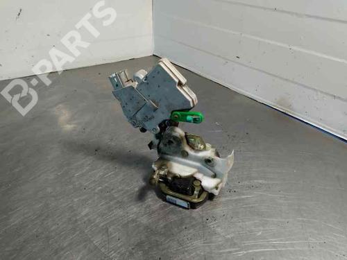 Rear left lock NISSAN TERRANO II (R20) 2.7 TDi 4WD | BP9995656C100 