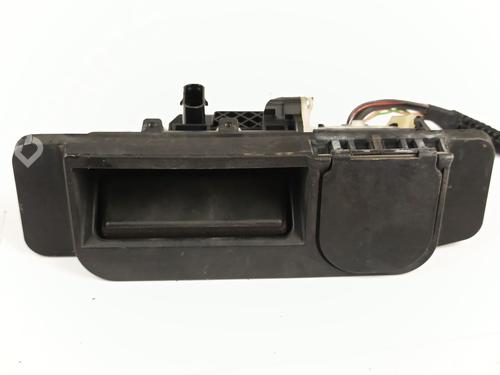 Trunk håndtak MERCEDES-BENZ C-CLASS (W205) C 220 BlueTEC / d (205.002, 205.004) (170 hp) 26295330