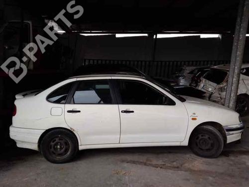 Left taillight SEAT CORDOBA (6K2)  | BP10152611C34 