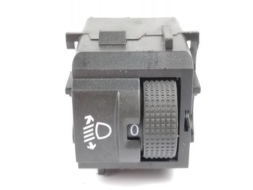 Used Headlight adjuster motor CITROËN C3 III (SX) 1.2 PURETECH 82 (82 hp) 28514791