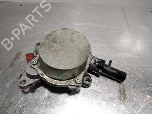 Used Vacuum pump Vacuum pump RENAULT MASTER III Van (FV) 2.3 dCi 125 FWD (FV0C, FV0D, FV0G, FV0H, FV0J, FV0K,... (125 hp) 10027718 10027718