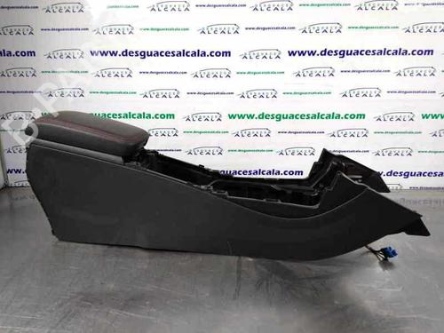 Used Armrest / Center console Armrest / Center console MERCEDES-BENZ A-CLASS (W176) A 200 CDI / d (176.008) (136 hp) 9994833 9994833