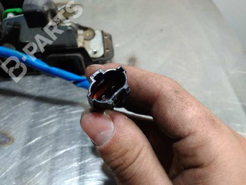 Rear right lock KIA SORENTO I (JC) 2.5 CRDi | BP9996456C99 