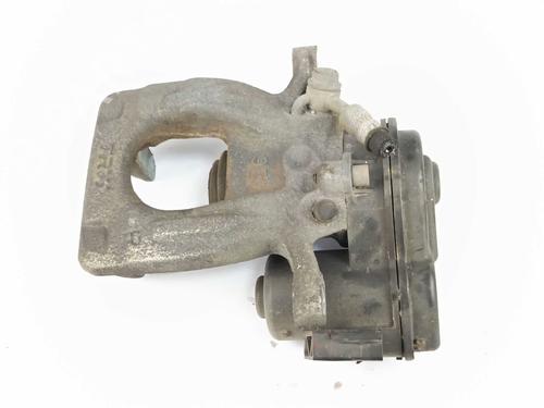 Used Right rear brake caliper Right rear brake caliper RENAULT KADJAR (HA_, HL_) 1.5 BLUE dCi 115 (HLA6) (116 hp) 31115642 31115642