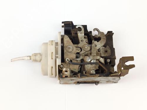Used Front left lock Front left lock AUDI A4 B5 Avant (8D5) 1.9 TDI (115 hp) 33941421 33941421