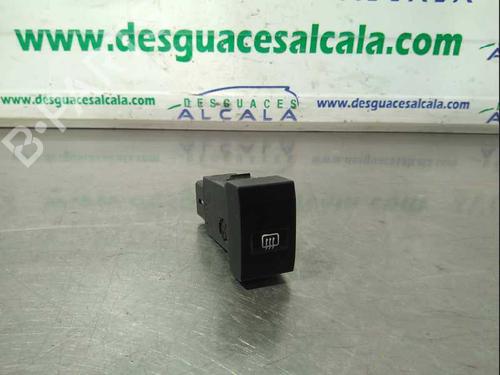 Used Switch Switch KIA SORENTO I (JC) 2.5 CRDi 4WD (140 hp) 14353358 14353358