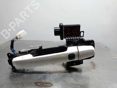 Used Front right exterior door handle Front right exterior door handle 12180709 12180709