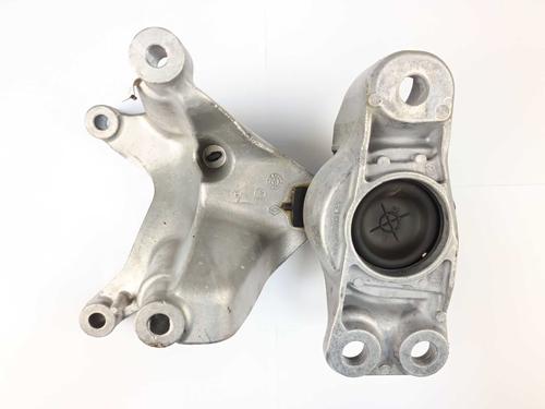 Used Engine mount Engine mount NISSAN JUKE (F16_) 1.0 (114 hp) 30772869 30772869