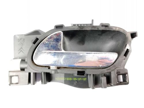 Used Front left interior door handle Front left interior door handle 22740707 22740707