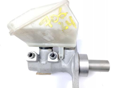 Used Brake master cylinder Brake master cylinder 21201724 21201724