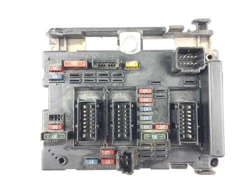 Used Fuse box Fuse box 15682194 15682194