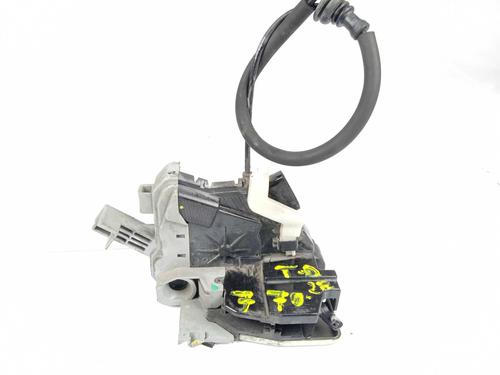 rear-right-lock-kia-carens-iv-81420a4030-2013-10928479 main image