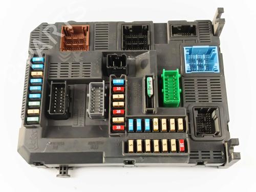 Used Fuse box Fuse box PEUGEOT 2008 I (CU_) 1.6 BlueHDi 100 (100 hp) 30279968 30279968